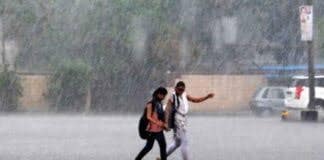 భారీ వర్షాలతో తమిళనాడు అతలాకుతలం!