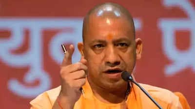 తనదైన మార్క్ పాలనతో దూసుకుపోతున్న యోగి ఆదిత్యనాథ్..!