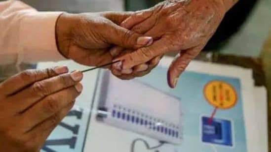 యూపీలో ప్రారంభమైన తొలివిడత పోలింగ్!