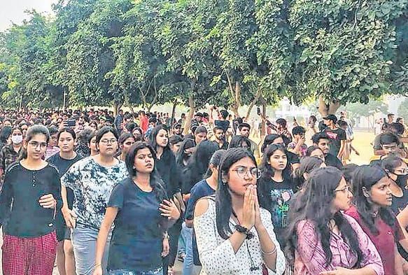 చంఢీగడ్ యూనివర్శిటి నగ్న వీడియోల కేసులో బిగ్ ట్విస్ట్…