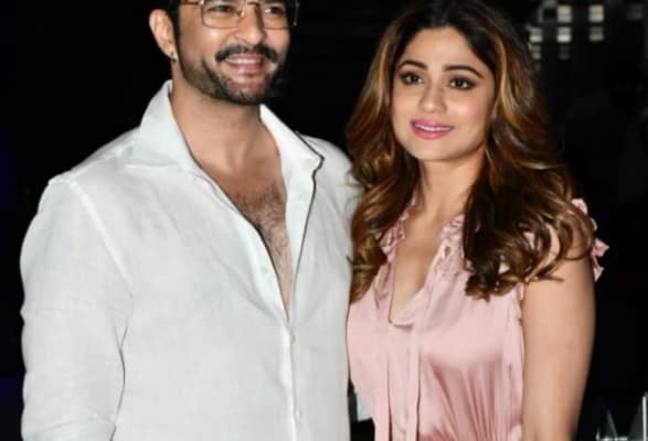 బాలీవుడ్ లో మరోజంట బ్రేకప్..!
