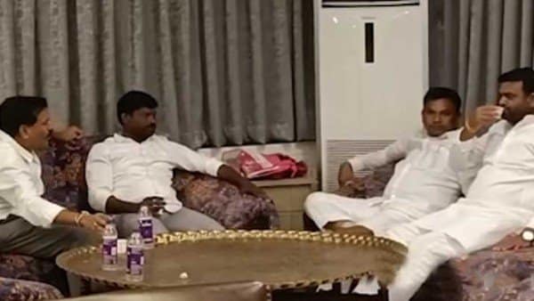 టీఆర్ఎస్ ఎమ్మెల్యేల కొనుగోళ్ల ఇష్యూపై బీజేపీ ఫైర్.. యాదాద్రి నర్సన్న సాక్షిగా ప్రమాణానికి సిద్ధమంటూ సవాల్..!!