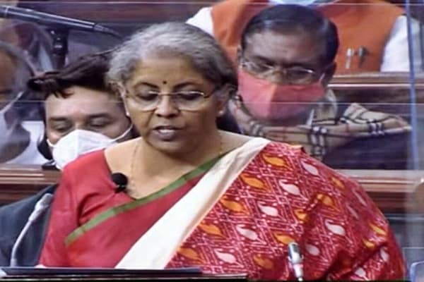 ఆరు మూల స్తంభాల మీద బడ్జెట్!