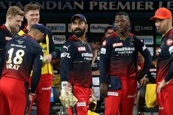కోల్ కతాకు బెంగుళూరు షాక్.. ఐపీఎల్ 2022లో బోణీ!