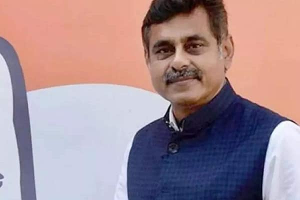 బీజేపీలోకి విశ్వేశ్వర్ రెడ్డి..  మరో ఎమ్మెల్యే చేరే అవకాశం?