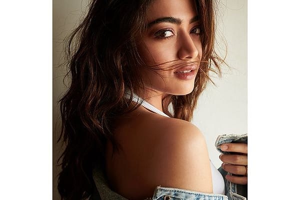 రష్మిక మందన్న సిజ్లింగ్(ఫోటోస్)