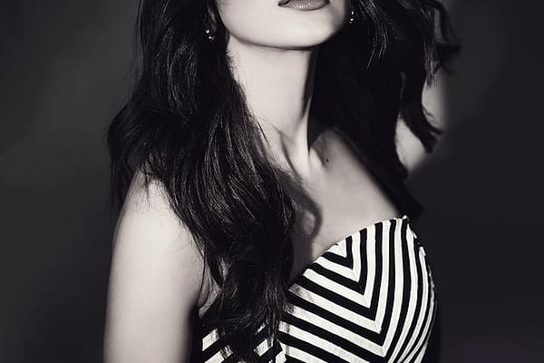 రకుల్ ప్రీత్ సింగ్ మైండ్ బ్లోయింగ్(ఫోటోస్)