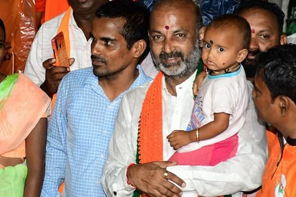 బీజేపీ అధికారంలోకి రాగానే మరమగ్గాలకు జియో ట్యాగింగ్ ; బండి సంజయ్