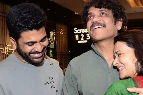 హీరో నాగ్ కంటతడి.. ఒకే ఒక జీవితం మూవీపై ప్రశంసలు..!!