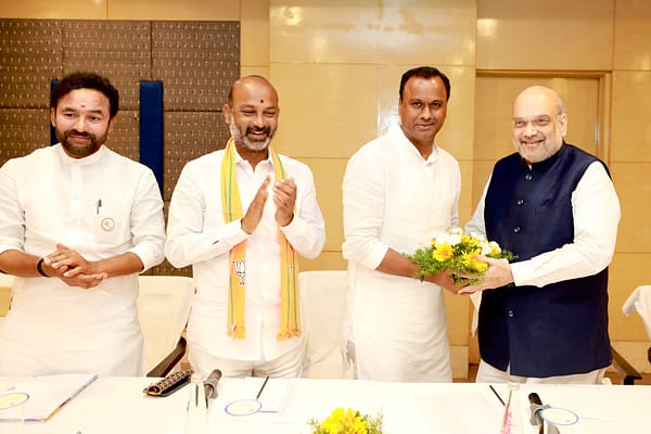 మునుగోడుపై అమిత్ షా ఫోకస్.. ప్రచారాన్ని స్పీడప్ చేయాలని ఆదేశం..!!