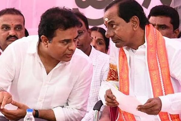 కేసిఆర్, కేటీఆర్ పై పేలుతున్న సెటైర్స్.. వదల బొమ్మాళి వదల అంటున్న నెటిజన్స్..!!