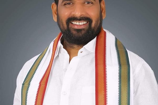 తాండూరు కాంగ్రెస్ కు ఆశాకిరణంలా కనిపిస్తున్న నేత..!!