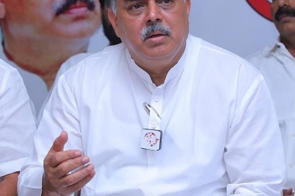 పవన్ ‘ వారాహి’ ప్రకటనతో వైసీపీకి భయం పట్టుకుంది: మనోహర్