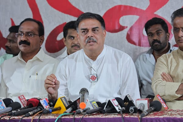 తెనాలిలో జనసేన నాయకుల అరెస్ట్ అప్రజాస్వామికం : నాదెండ్ల మనోహర్