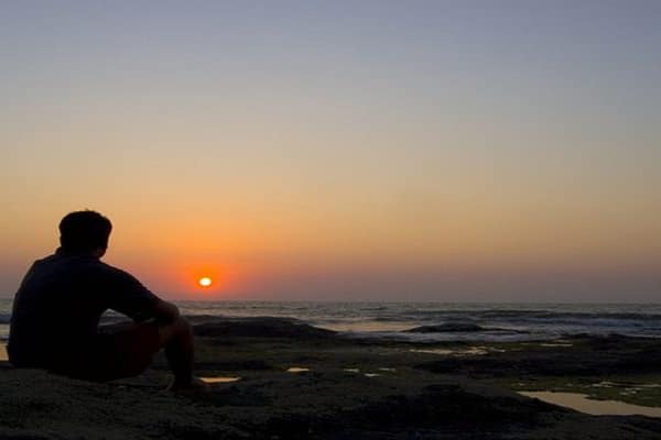 మానవ విలువలకు తిలోదకాలు ఇస్తున్న నేటి తరం.. !