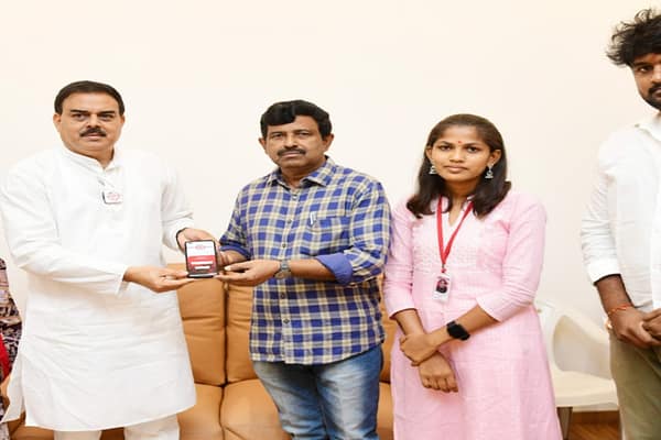 కార్యకర్తలకు జనసేన అండగా ఉంటుంది : నాదెండ్ల మనోహర్