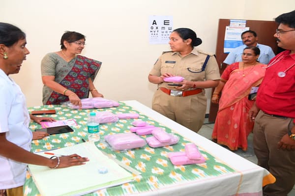 నల్లగొండ జిల్లా పోలీస్ కార్యాలయంలో ‘కంటివెలుగు’ శిబిరం..