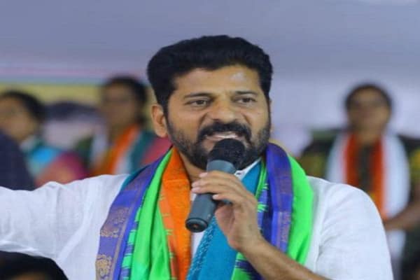 RevanthReddy: పార్టీకి ఎజెండా సెట్ చేసిన సీఎం..!