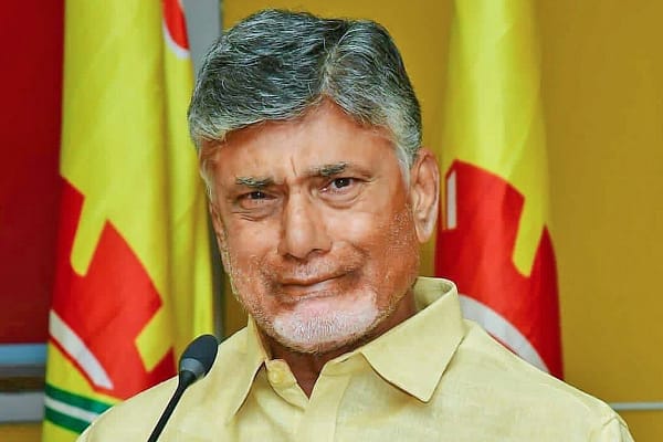 మన గొప్ప తెలుగోళ్లందరికీ ఉత్తరాది (పంజాబీ, పార్సీ, సింధీ) లాయర్లే దిక్కు..