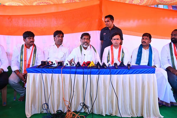 కేసిఆర్ రాష్ట్రాన్ని అమ్మేసిన అమ్మేస్తాడు: సీఎల్పీ విక్రమార్క