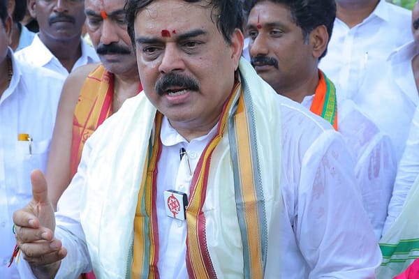 పోలవరం ప్రాజెక్టును వైసీపీ నిర్వీర్యం చేసింది: నాదెండ్ల మనోహర్