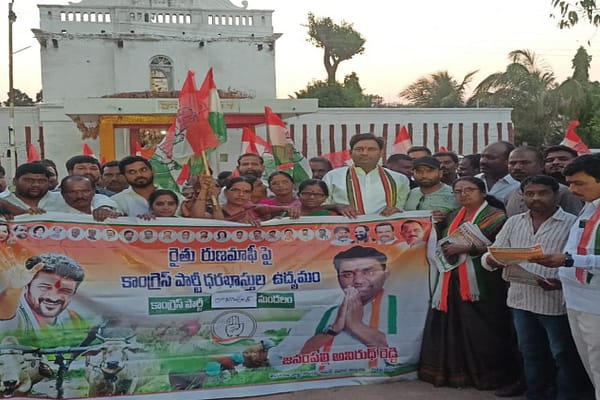 jadcherla: అనిరుథ్ పాదయాత్రకు విశేష స్పందన.. వెల్లువెత్తుతున్న రైతు దరఖాస్తులు…