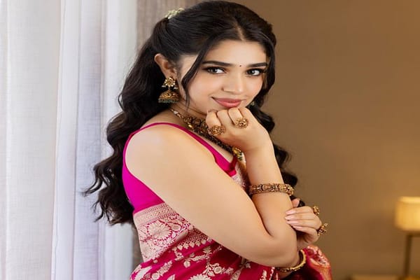 Actress krithi Shetty Gorgeous..