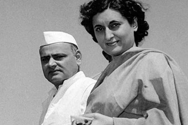 ఇంటిపేరు మార్పించిన ‘పాపం’ పండిత నెహ్రూదే!