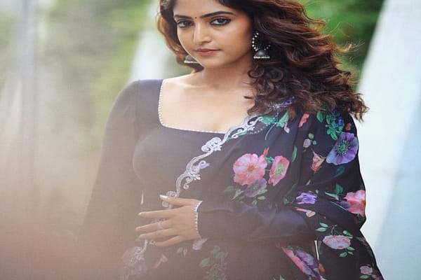 Actress Reba Monica John gorgeous