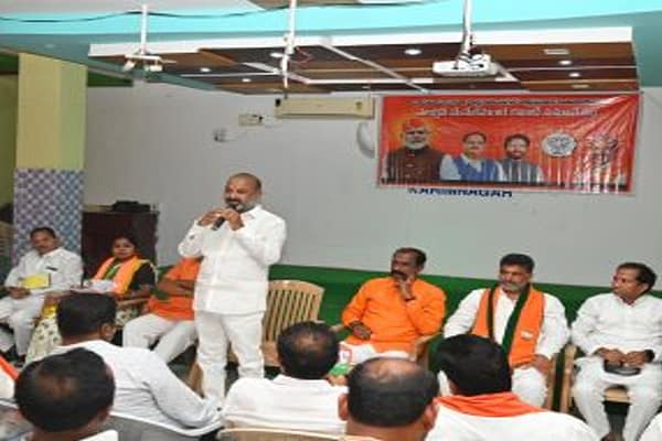 Telangana:ఐఎన్ సీ అంటే ‘‘ఇటలీ నేషనల్ కాంగ్రెస్’’ :  బండి సంజయ్
