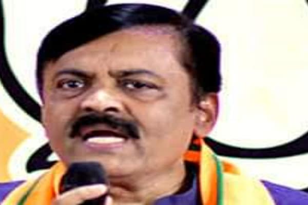 Gvl:  ‘యాదవ’ సత్యాను చూసైనా నేర్చుకోవయ్యా, అని ‘నియోగ’ జీవీఎల్ నరసింహారావుకు ఎవరు చెప్పాలి?