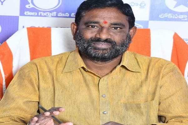 ‘‘అన్న క్యాంటిన్ల’’కు ‘‘డొక్కా సీతమ్మ’’ పేరు పెట్టాలి:  లోక్ సత్తాభీశెట్టి బాబ్జి బహిరంగ లేఖ