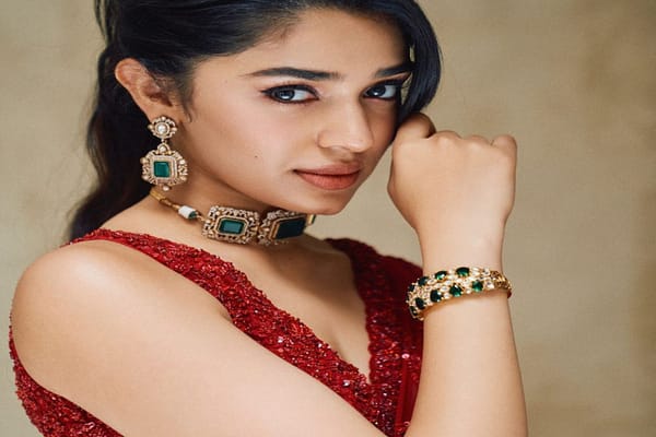 Actress: krithishetty Mesmerizing photos viral