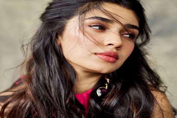 Actress: Krithishetty Ravishing photos viral..