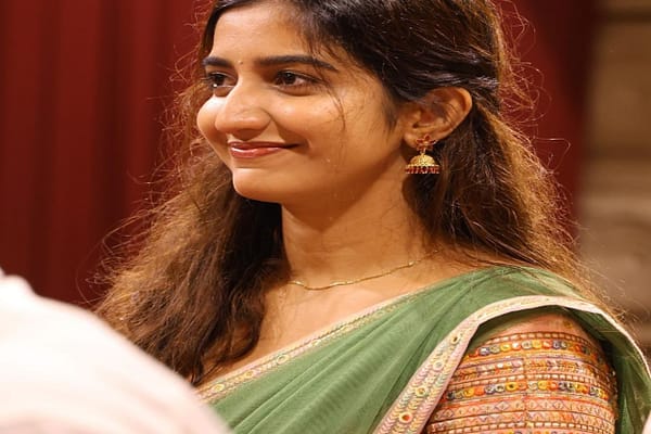 actress: nehapathan Beautiful photos…