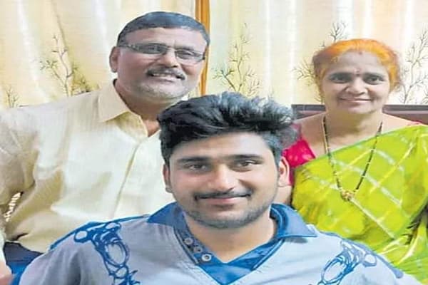 NUDE VIDEOCALL:  ఓ కుటుంబం విషాదగాథ..!