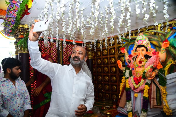 ganeshchaturthi: హిందూ బంధువులందరికీ వినాయక చవితి శుభాకాంక్షలు: బండి సంజయ్