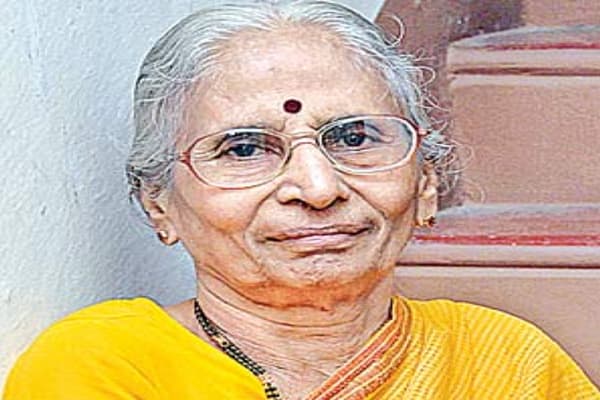MalathiChandur: తెలుగు వారి గూగులమ్మ “సాహితీ” మాలతీ..!
