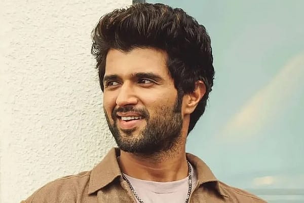 Tollywood: విజయ్ దేవరకొండపై ఎస్సీ, ఎస్టీ అట్రాసిటీ కేసు..!