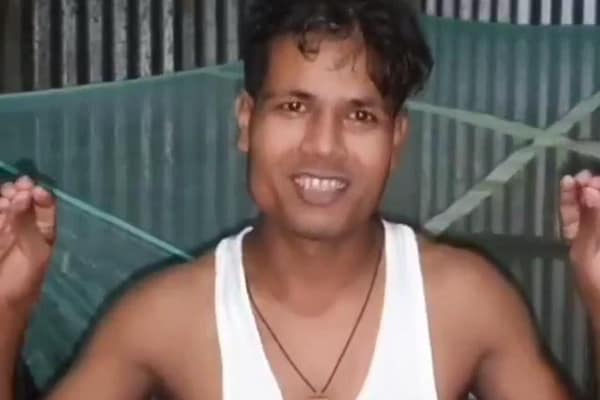 Assam:Husband Celebrates Divorce with a Milk Bath..!!