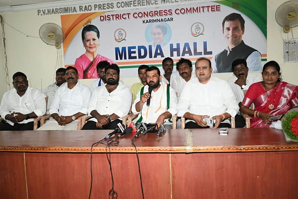 Telangana: త్వరలో తీహార్ జైలుకు కేసీఆర్ కుటుంబం: గజ్జలకాంతం