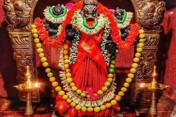 Varanasi: కాశీ వారాహీ అమ్మవారిని రాత్రి పూటనే ఎందుకు దర్శిస్తారు..?