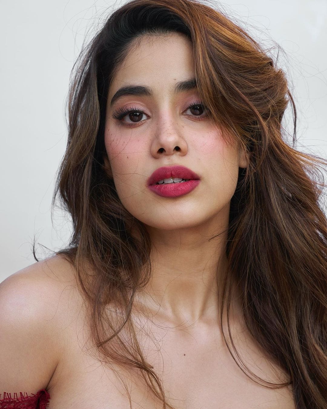 JanhviKapoor, Janhvi Kapoor mesmerizing, JanhviKapoor Gorgeous 