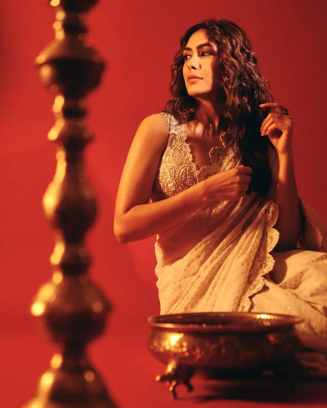 Mrunalthakur, Mrunal, actress gallery, tollywood, bollywood, newsminute24,
